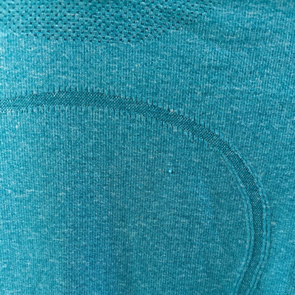 Lululemon Athletica long sleeve shirt sz 6 - Picture 3 of 3